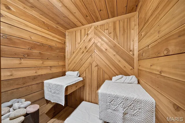 $900,000 | 5549 Main Street, Augusta, MO 63332