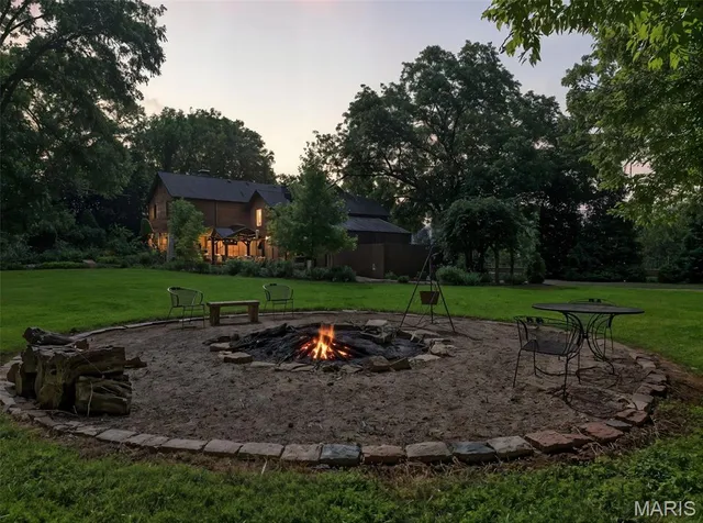 $900,000 | 5549 Main Street, Augusta, MO 63332