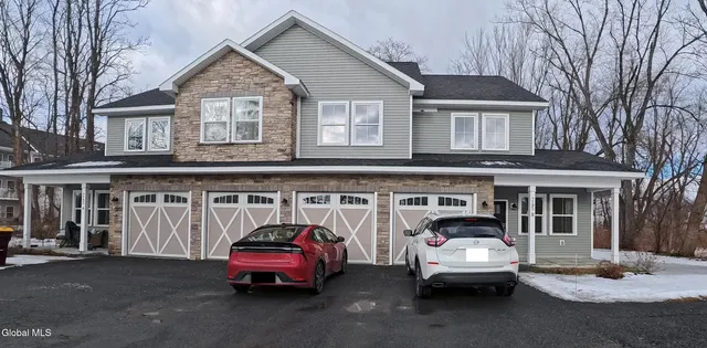 $3,200 | 745 B Watervliet Shaker Road, Colonie, NY 12110