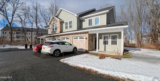 $3,200 | 745 B Watervliet Shaker Road, Colonie, NY 12110