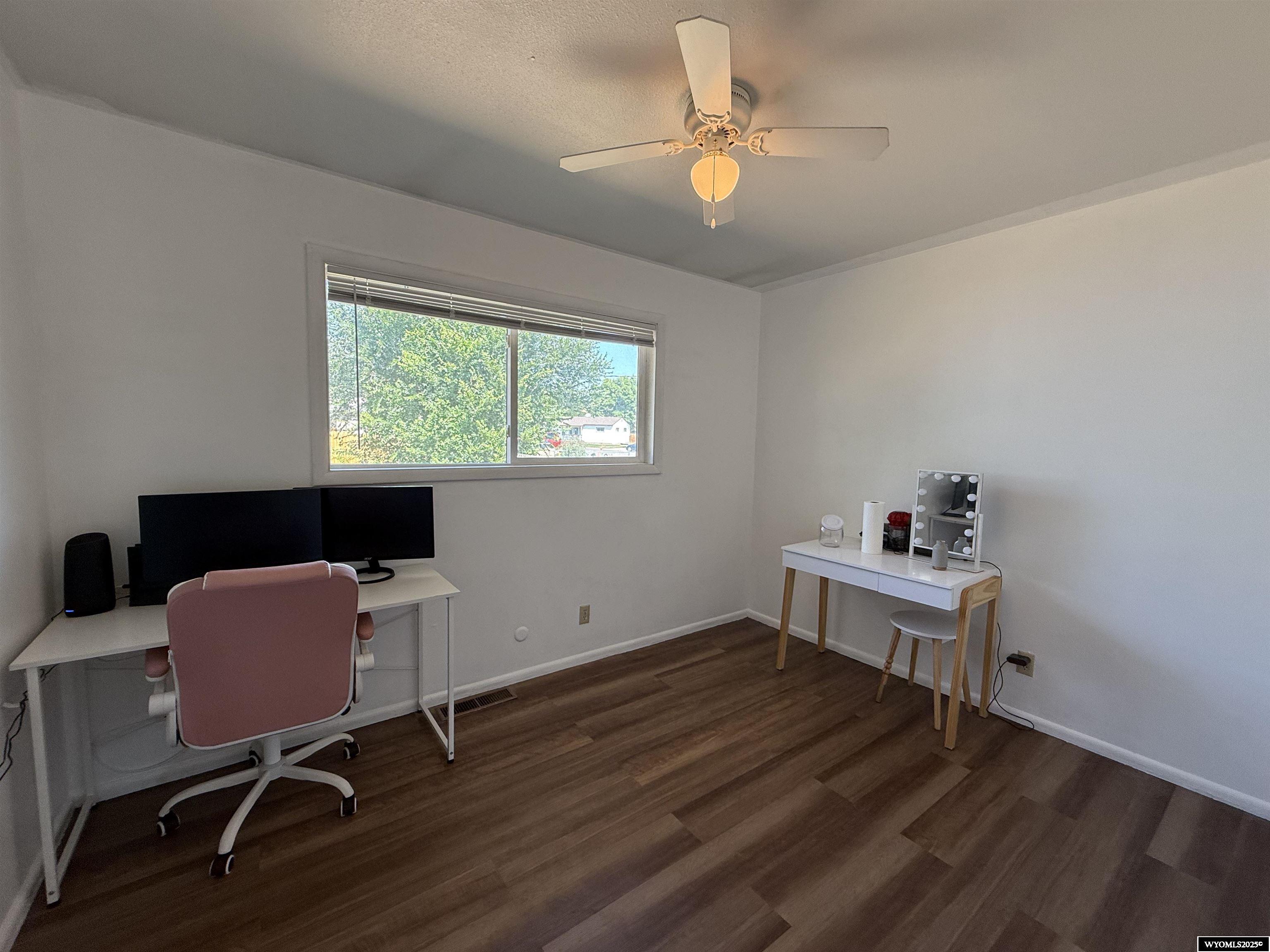 1302 Johnson Avenue Thermopolis, WY 82443 - Photo 17 of 36