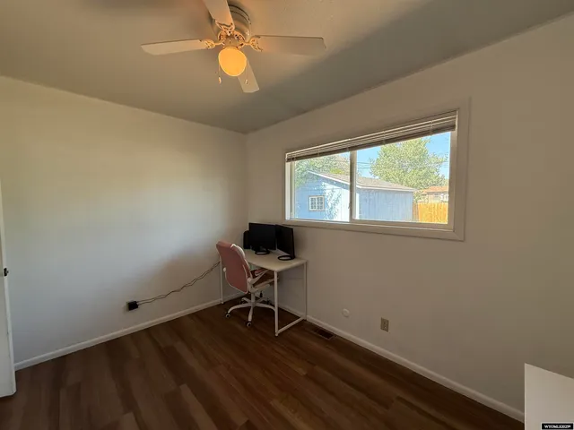 $280,000 | 1302 Johnson Avenue, Thermopolis, WY 82443