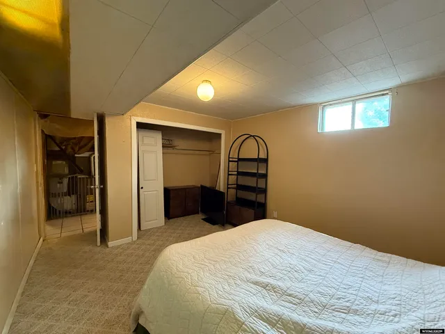 $280,000 | 1302 Johnson Avenue, Thermopolis, WY 82443