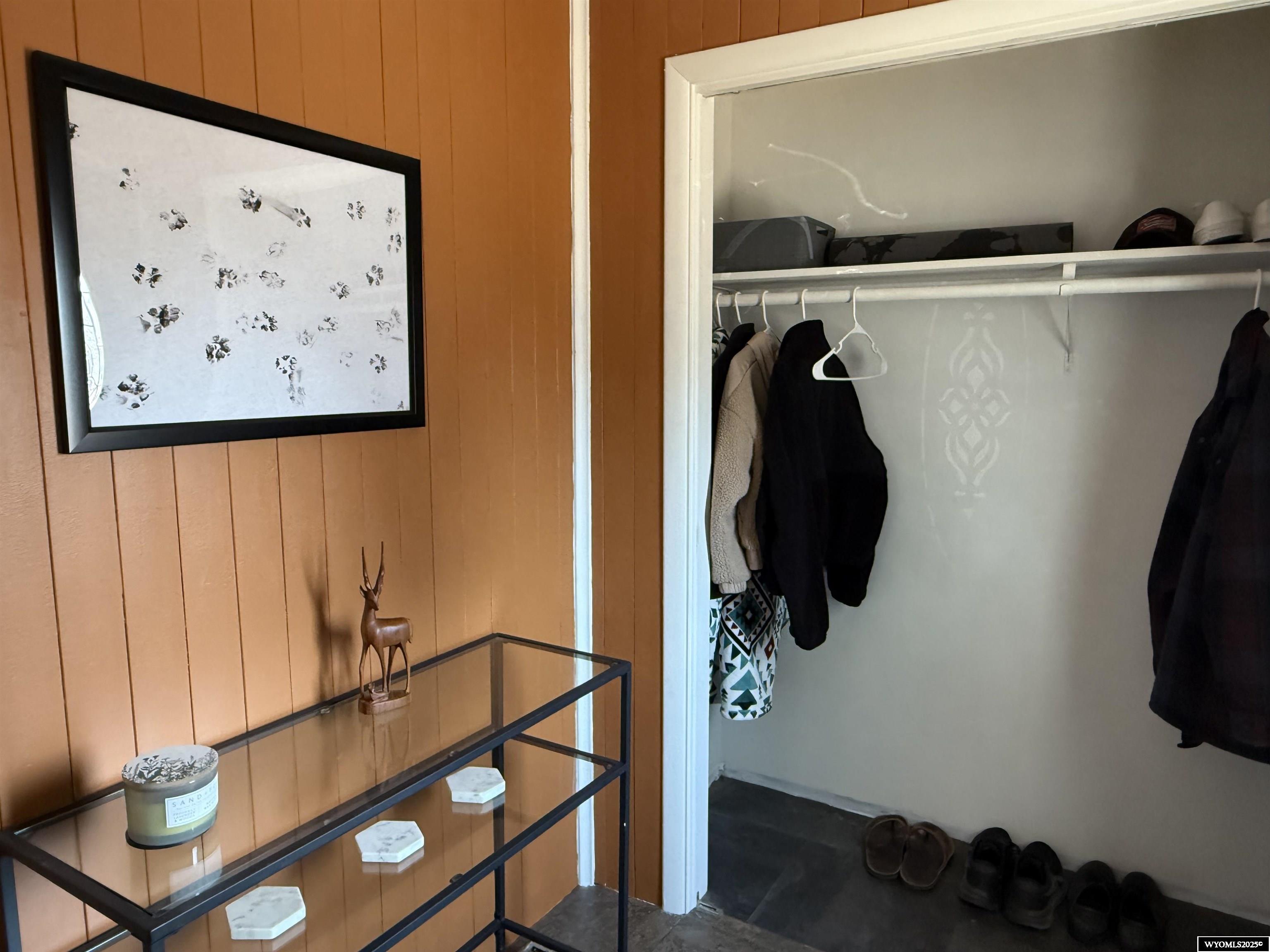 1302 Johnson Avenue Thermopolis, WY 82443 - Photo 3 of 36