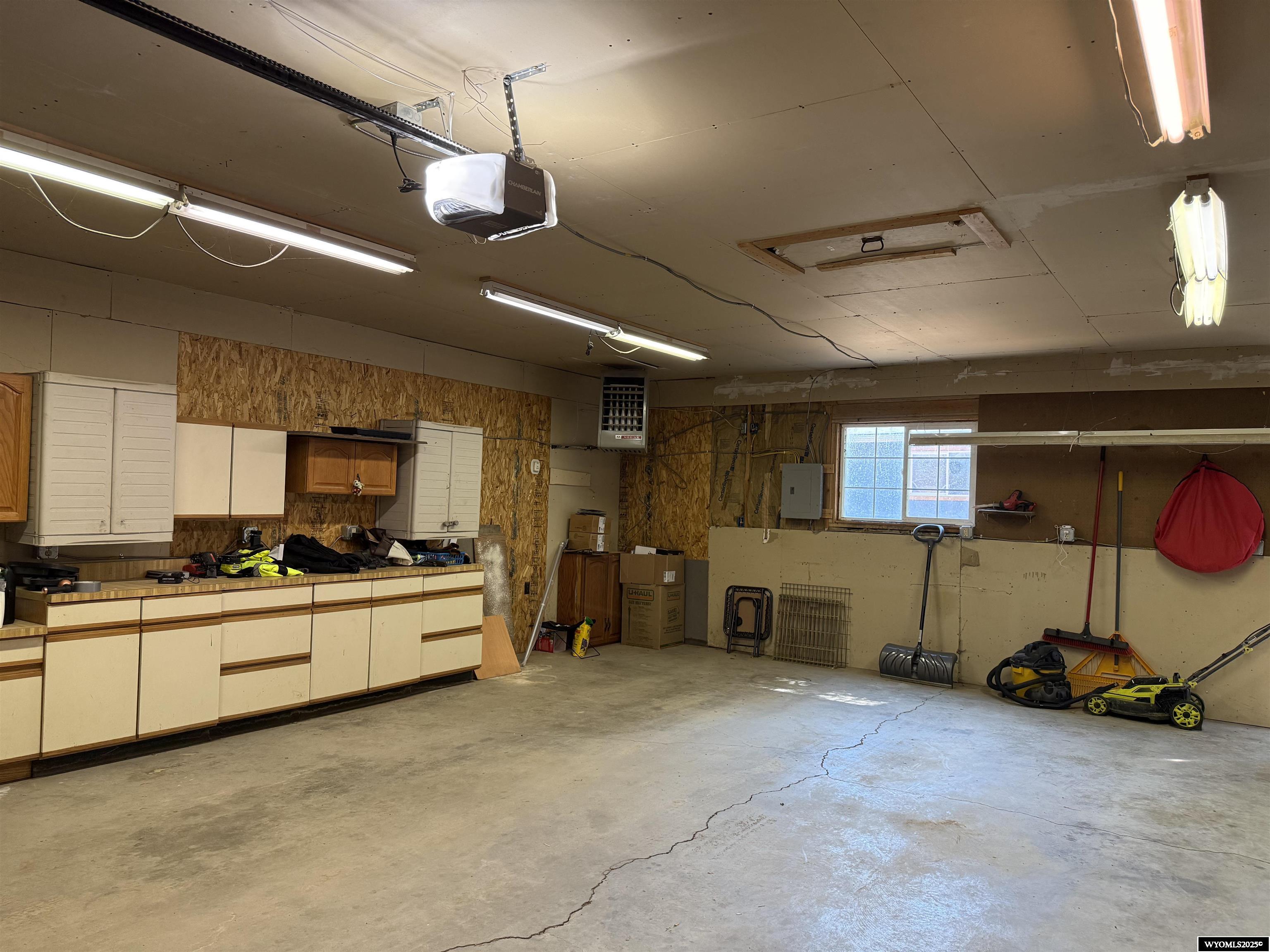 1302 Johnson Avenue Thermopolis, WY 82443 - Photo 32 of 36