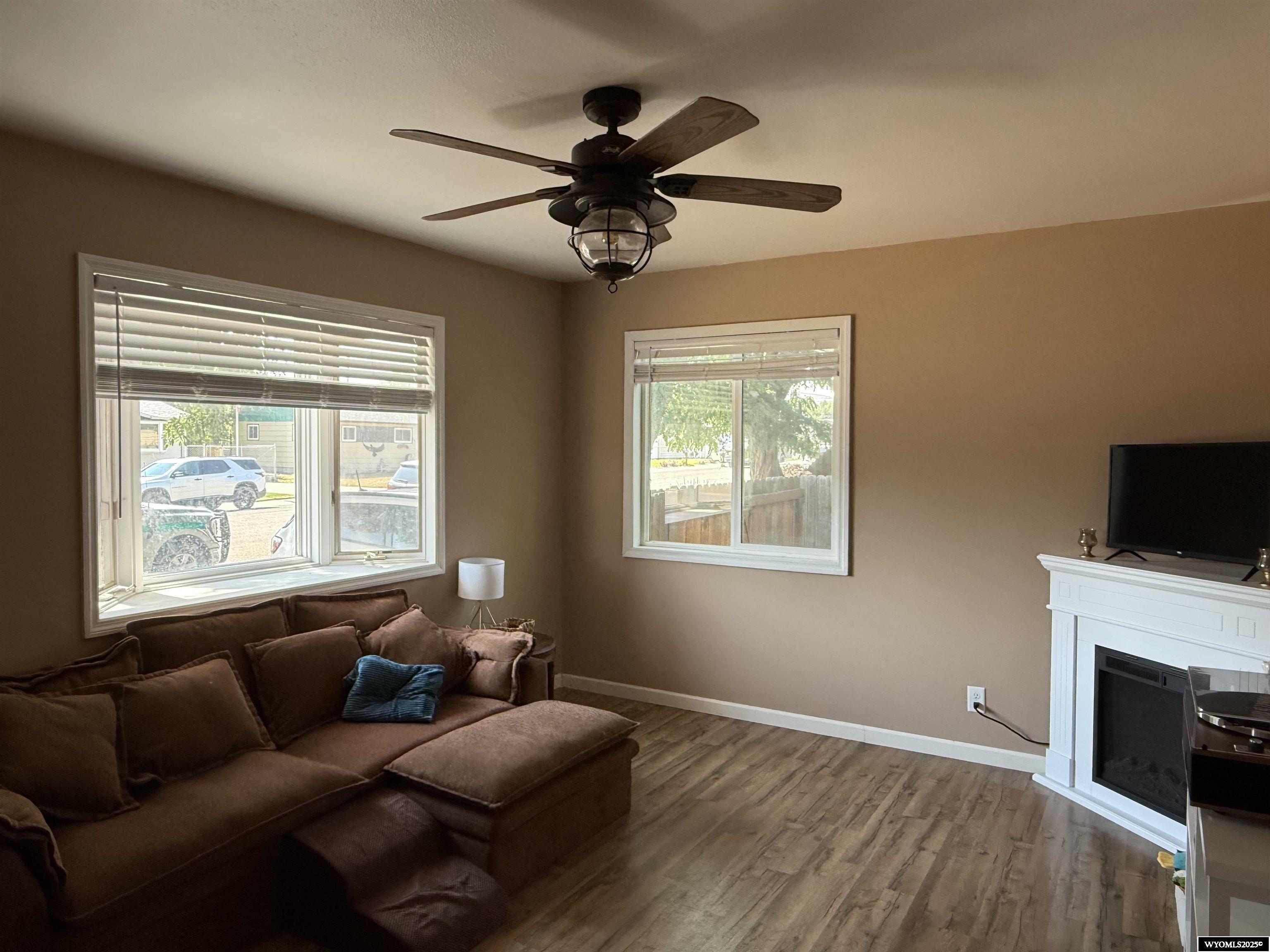 1302 Johnson Avenue Thermopolis, WY 82443 - Photo 5 of 36