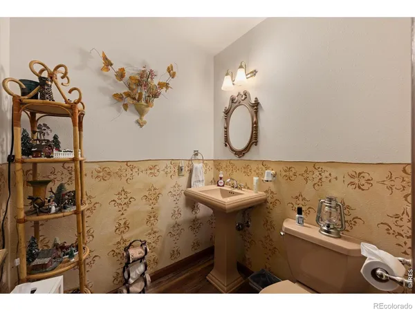 $1,250,000 | 28840 County Road South, Brush, CO 80723