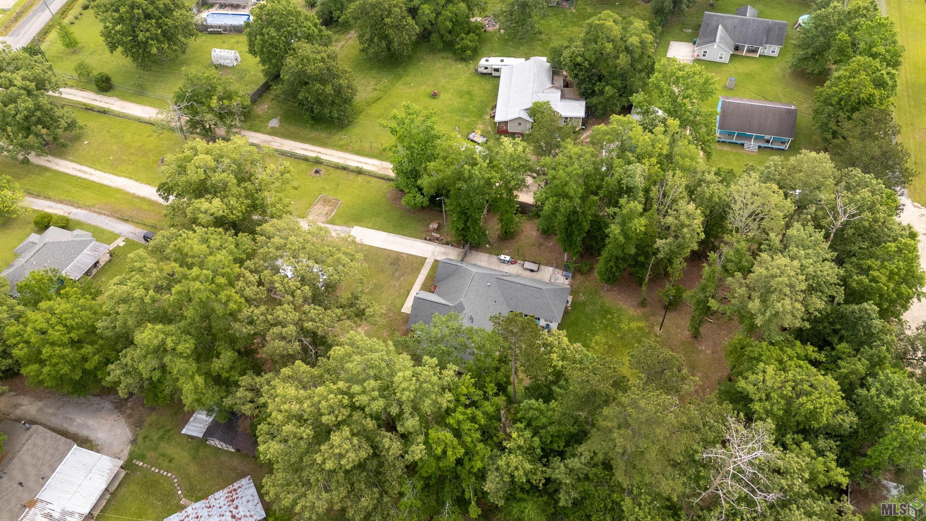 13698 Hammack Road Denham Springs, LA 70726 - Photo 28 of 35