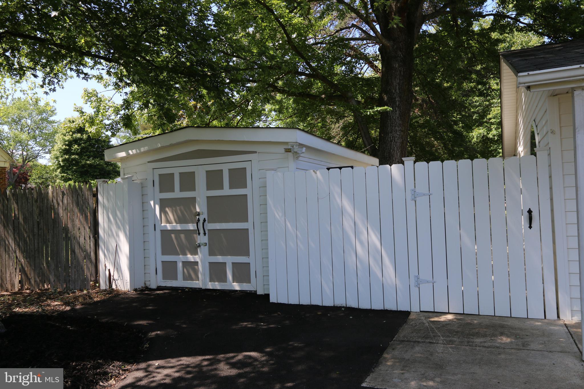 6620 Newington Road Lorton, VA 22079 - Photo 53 of 57 Dual Entrance Shed