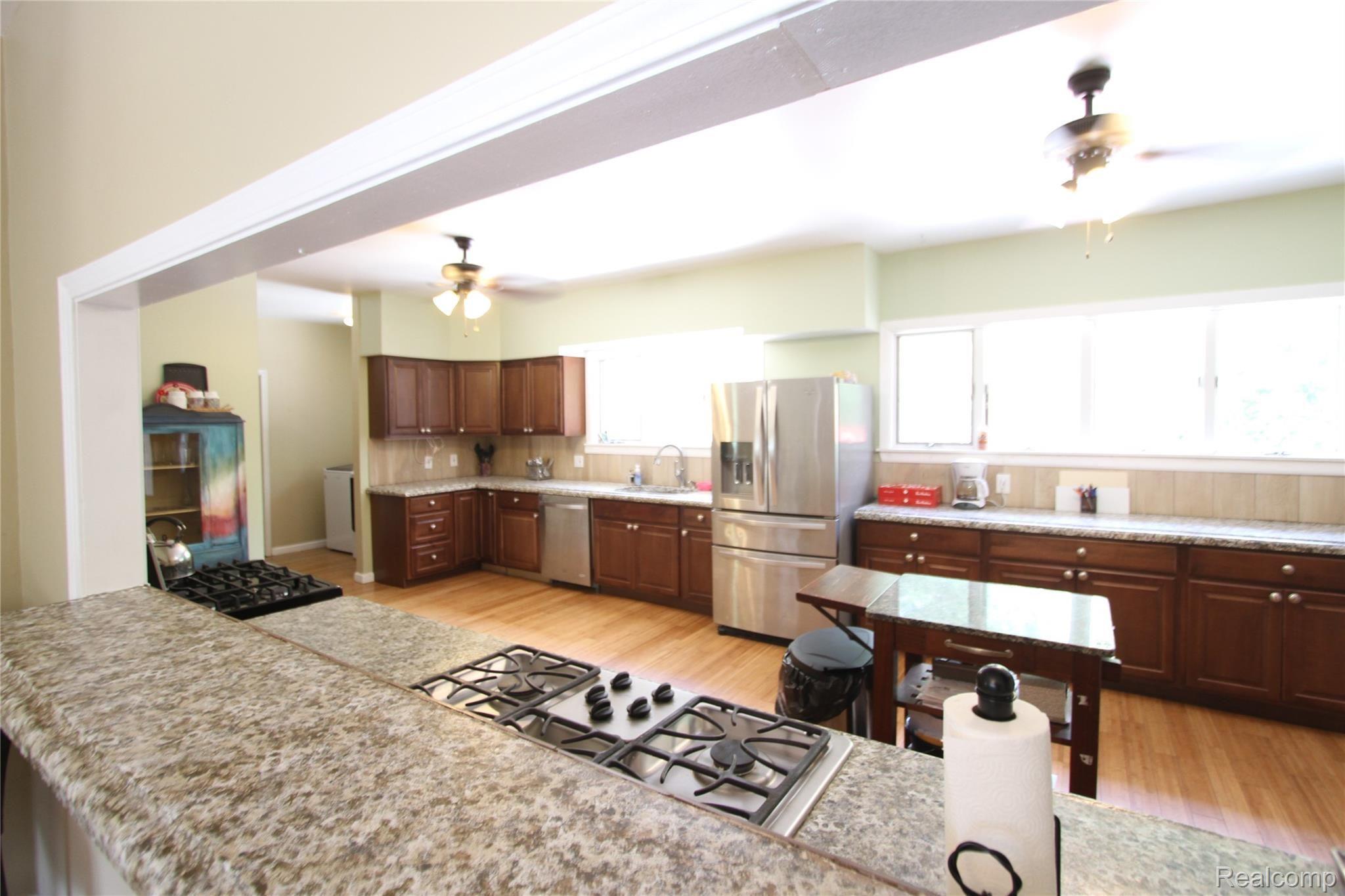 19750 Haggerty Road Belleville, MI 48111 - Photo 16 of 41 IMG_4117.JPG