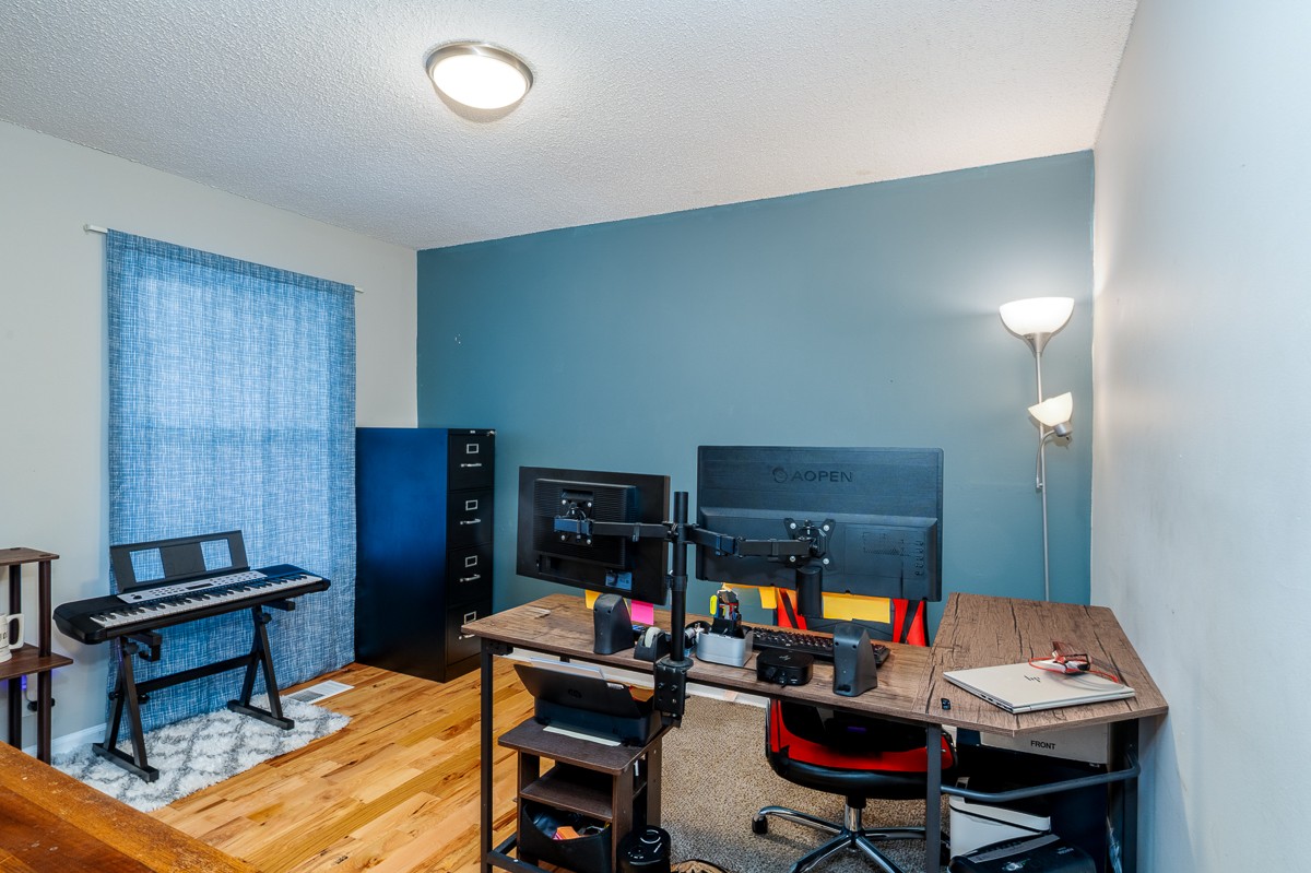 4000 Anderson Road, Unit 82 Nashville, TN 37217 - Photo 27 of 30 a view of a workspace with furniture