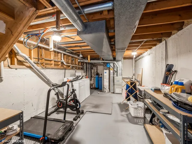 $299,900 | 534 East Main Street, Barrington, IL 60010