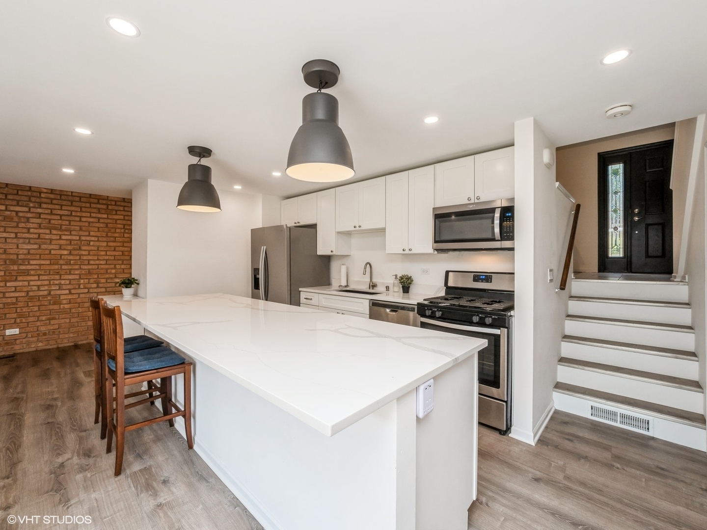 534 East Main Street Barrington, IL 60010 - Photo 6 of 12