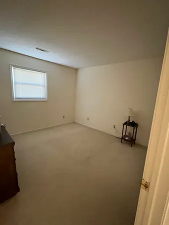 $340,000 | 28 Tinsbury, Mattoon, IL 61938