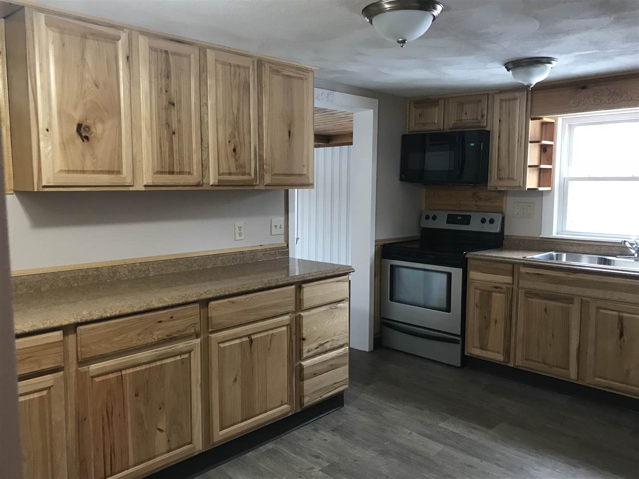 114 Milton Road Rochester, NH 03868 - Photo 7 of 8