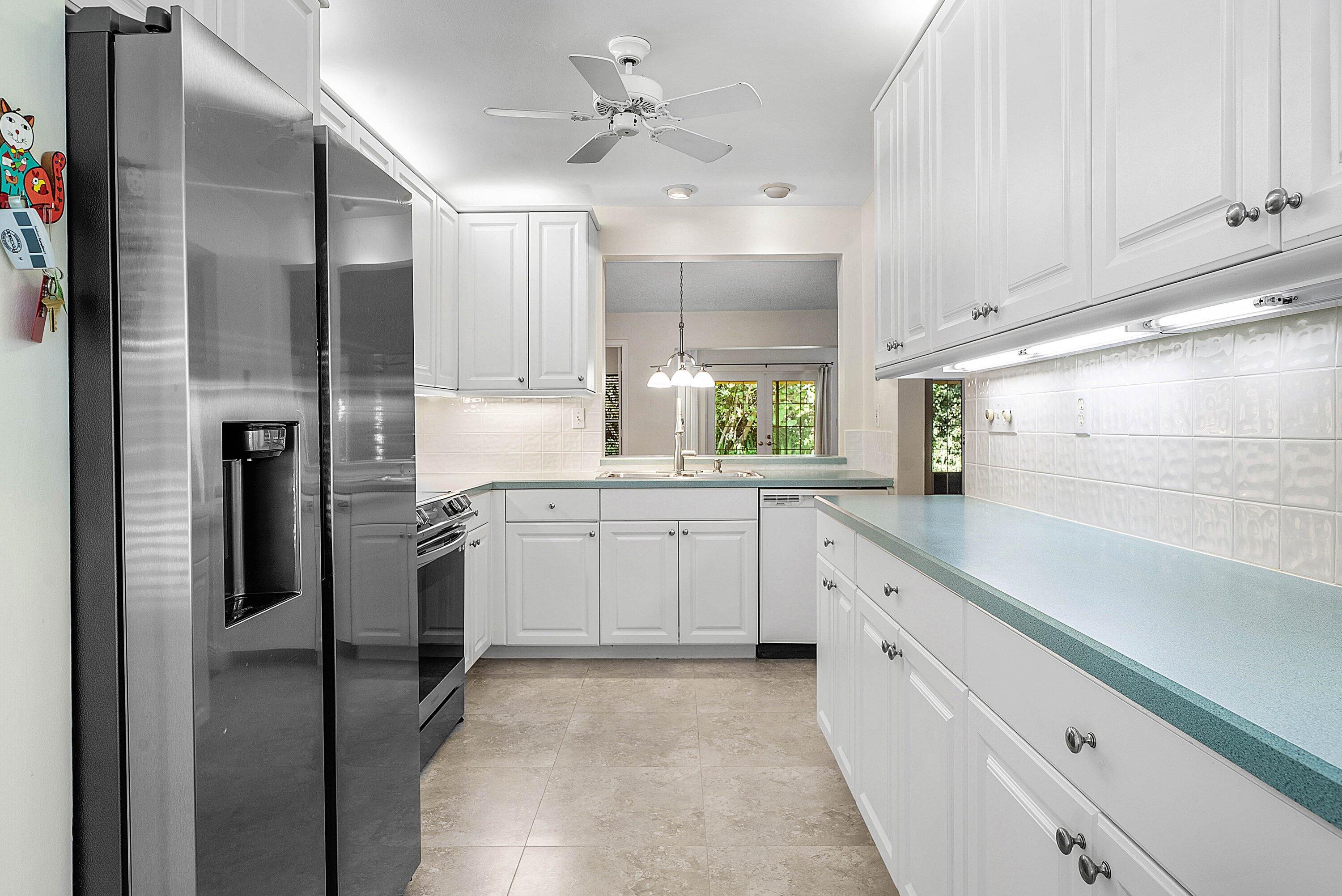 241 Del Rio Boulevard Boca Raton, FL 33432 - Photo 9 of 30 009-241DelRioBoulevard-BocaRaton-FL-3343
