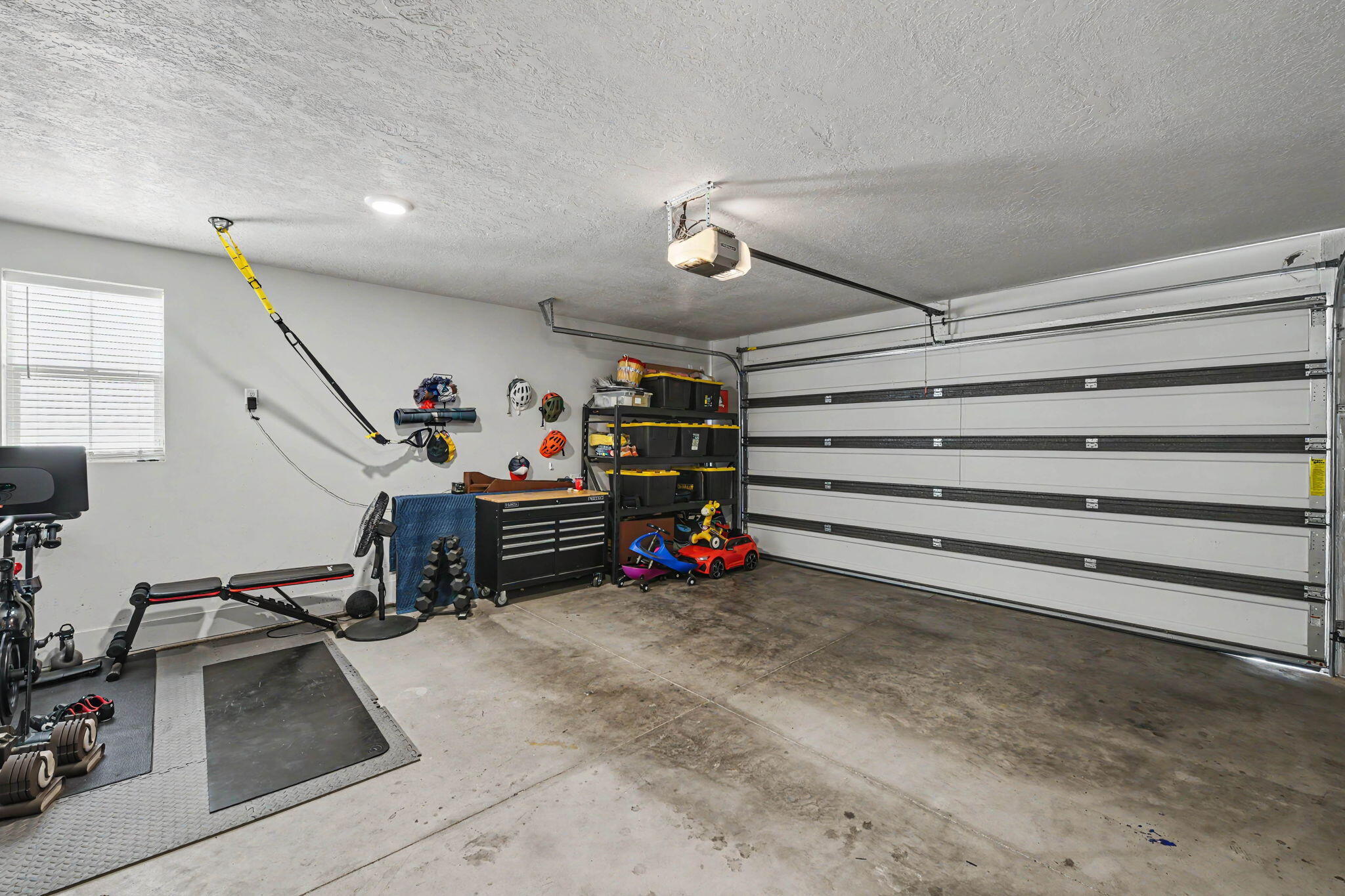 744 West Sunfire Lane St. George, UT 84790 - Photo 43 of 56 Garage