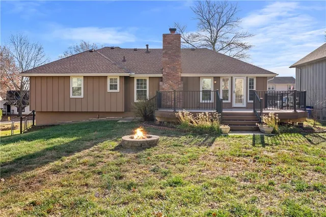 $350,000 | 1502 Southwest 9th Street, Lee's Summit, MO 64081