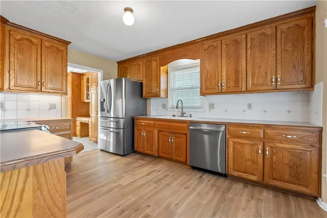 $350,000 | 1502 Southwest 9th Street, Lee's Summit, MO 64081