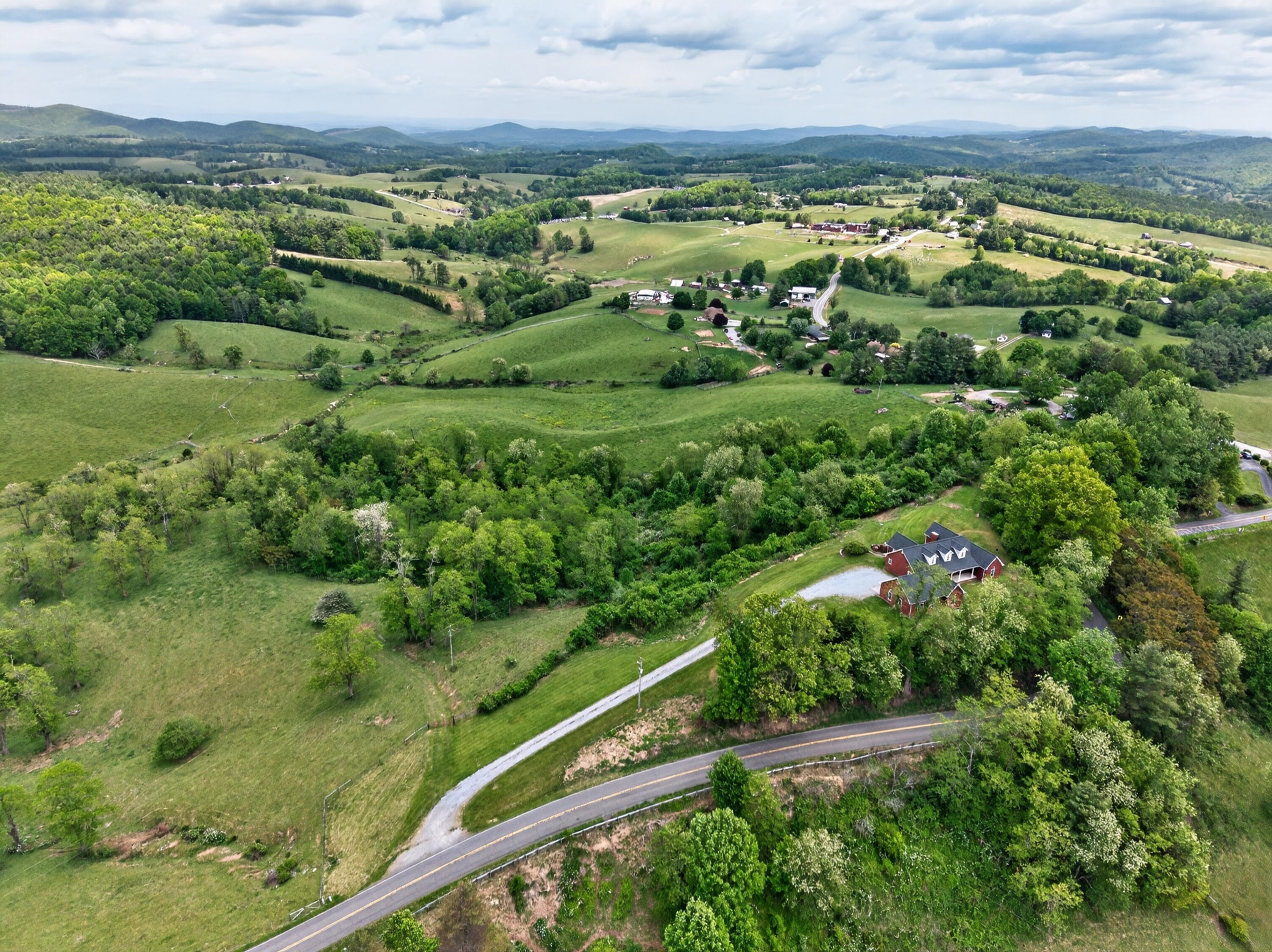 217 Indian Valley Road Willis, VA 24380 - Photo 91 of 120 willis-86