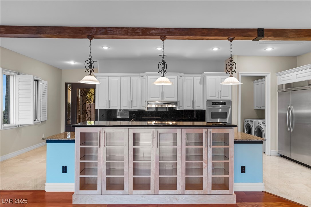 19 Vía Del Garda Henderson, NV 89011 - Photo 22 of 60