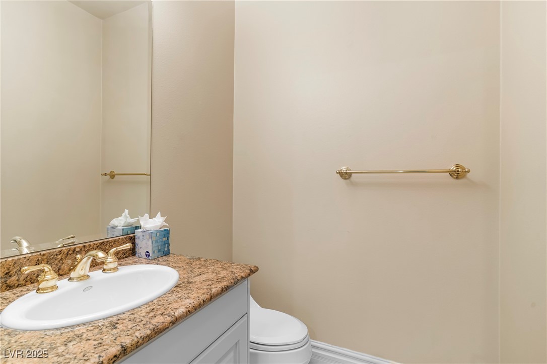 19 Vía Del Garda Henderson, NV 89011 - Photo 42 of 60 GUEST BATH