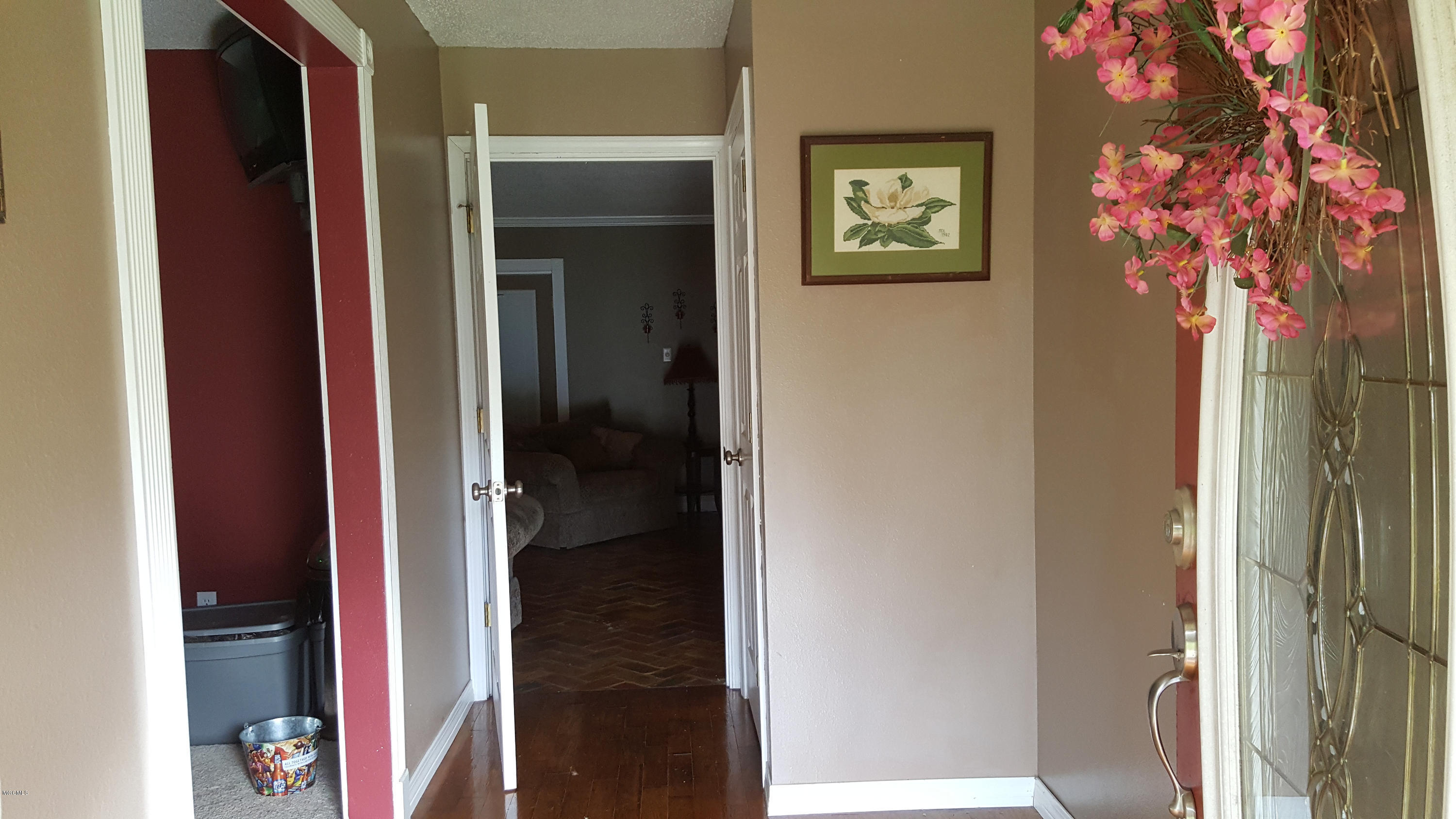 6916 Springwater Street Moss Point, MS 39563 - Photo 15 of 47 20161014_153636