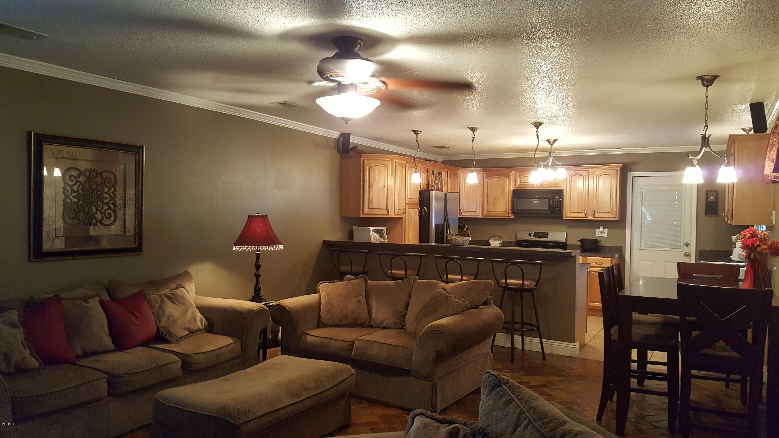6916 Springwater Street Moss Point, MS 39563 - Photo 23 of 47 20161014_154445