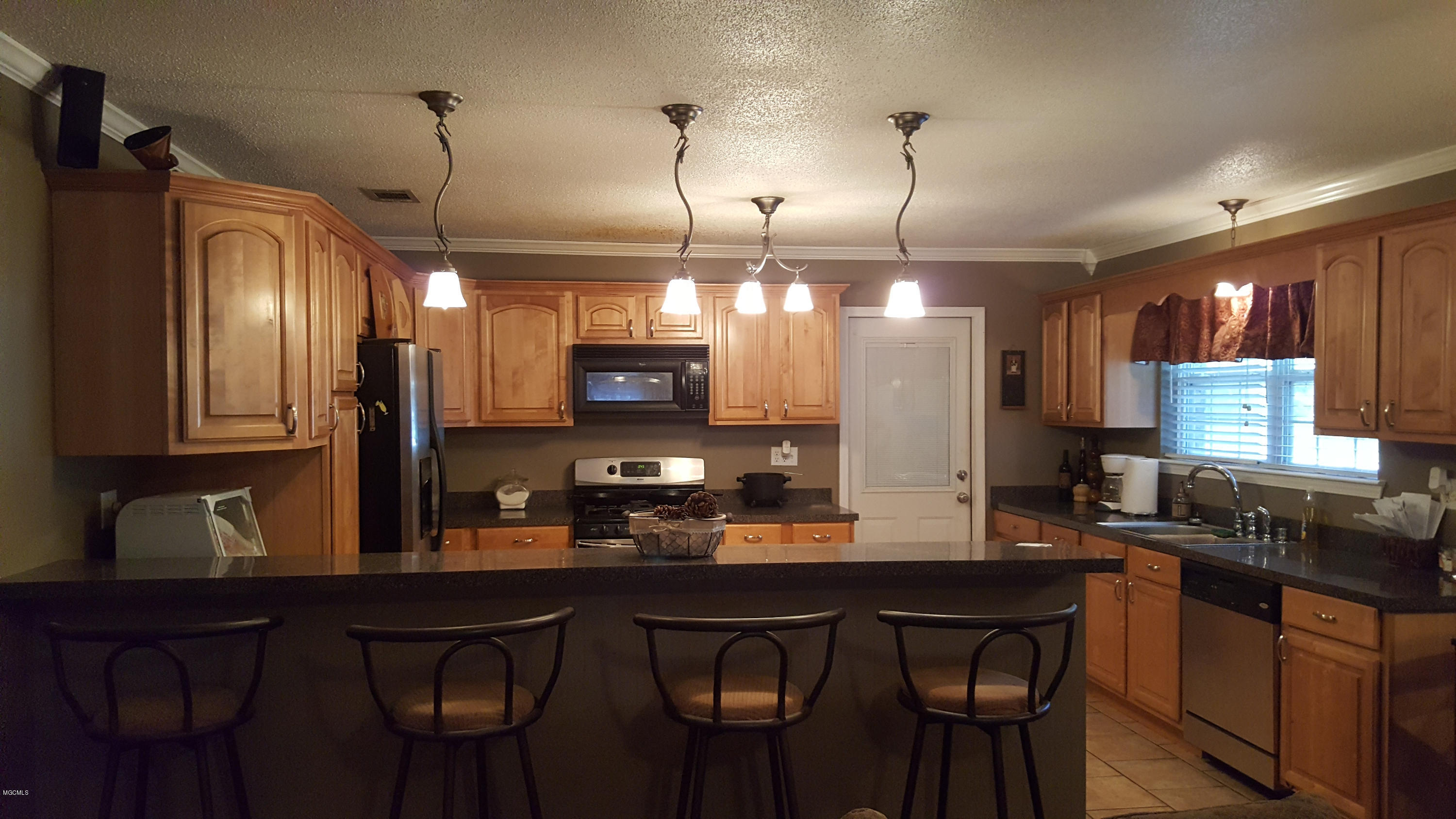 6916 Springwater Street Moss Point, MS 39563 - Photo 30 of 47 20161014_154621