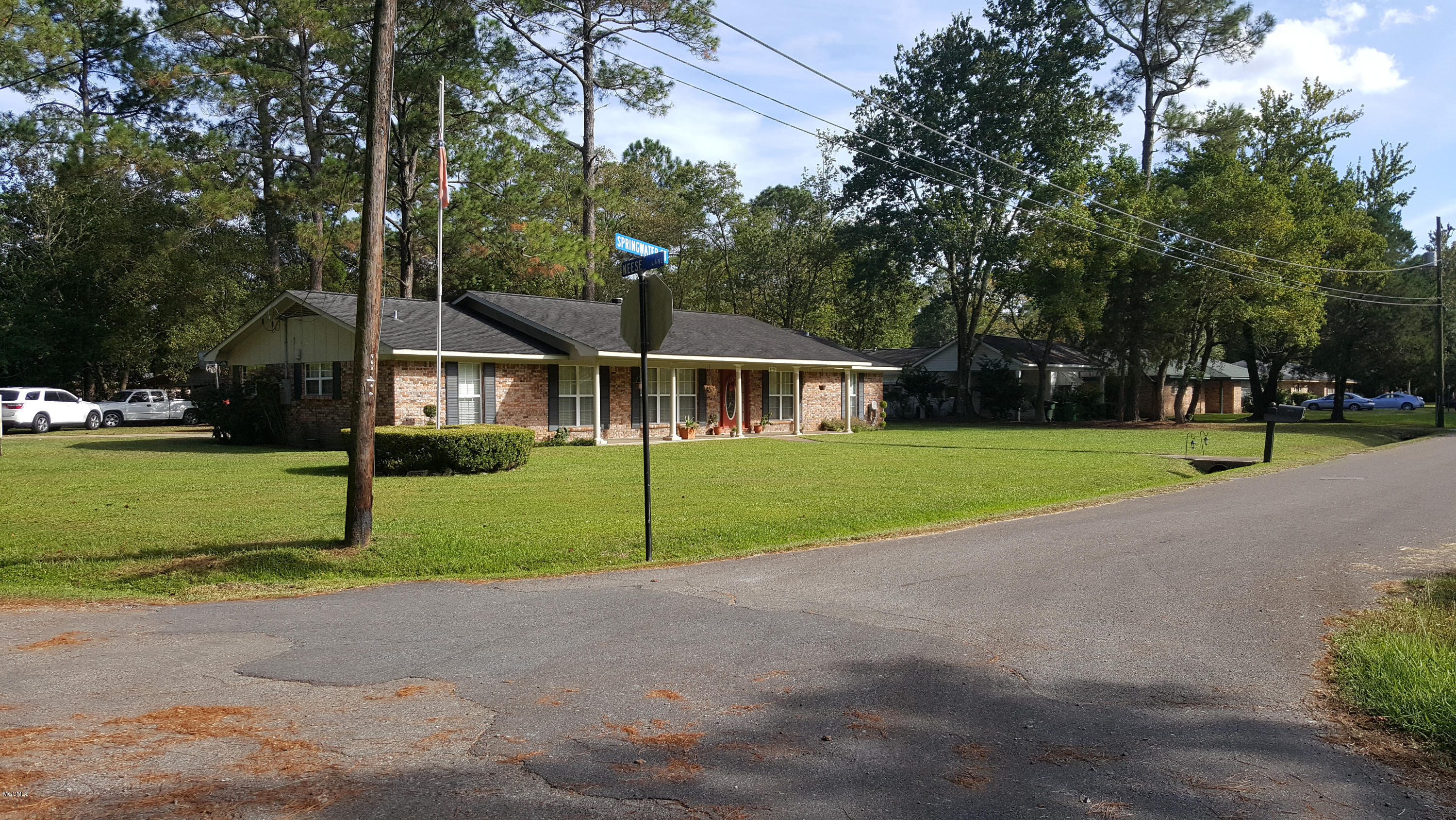 6916 Springwater Street Moss Point, MS 39563 - Photo 3 of 47 20161014_152838