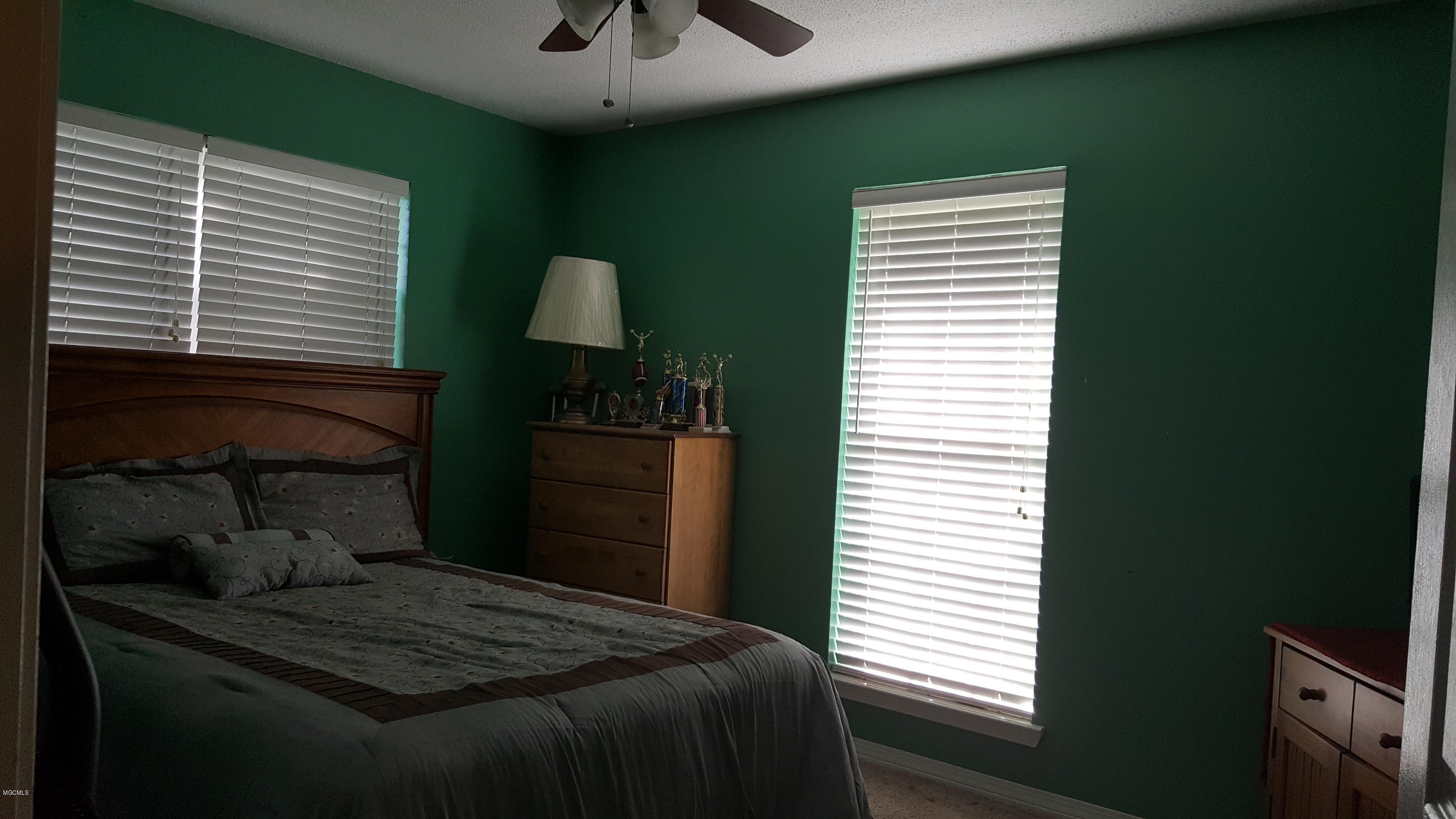 6916 Springwater Street Moss Point, MS 39563 - Photo 37 of 47 20161014_154829
