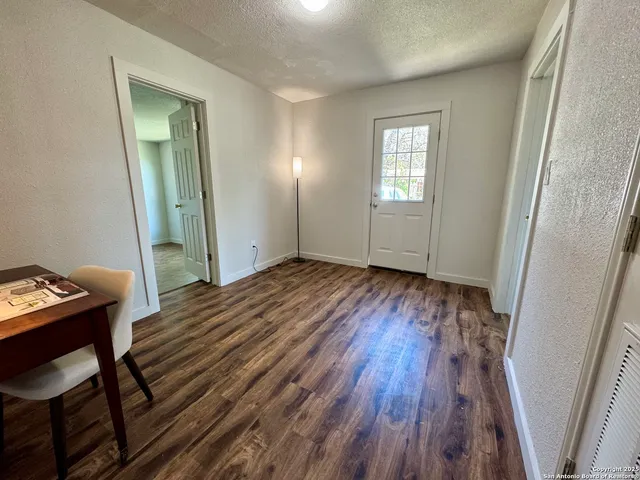 $210,000 | 419 West Culberson Avenue, Sabinal, TX 78881