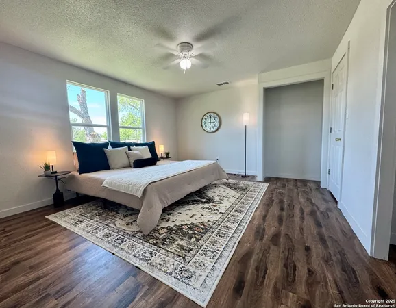 $207,500 | 419 West Culberson Avenue, Sabinal, TX 78881