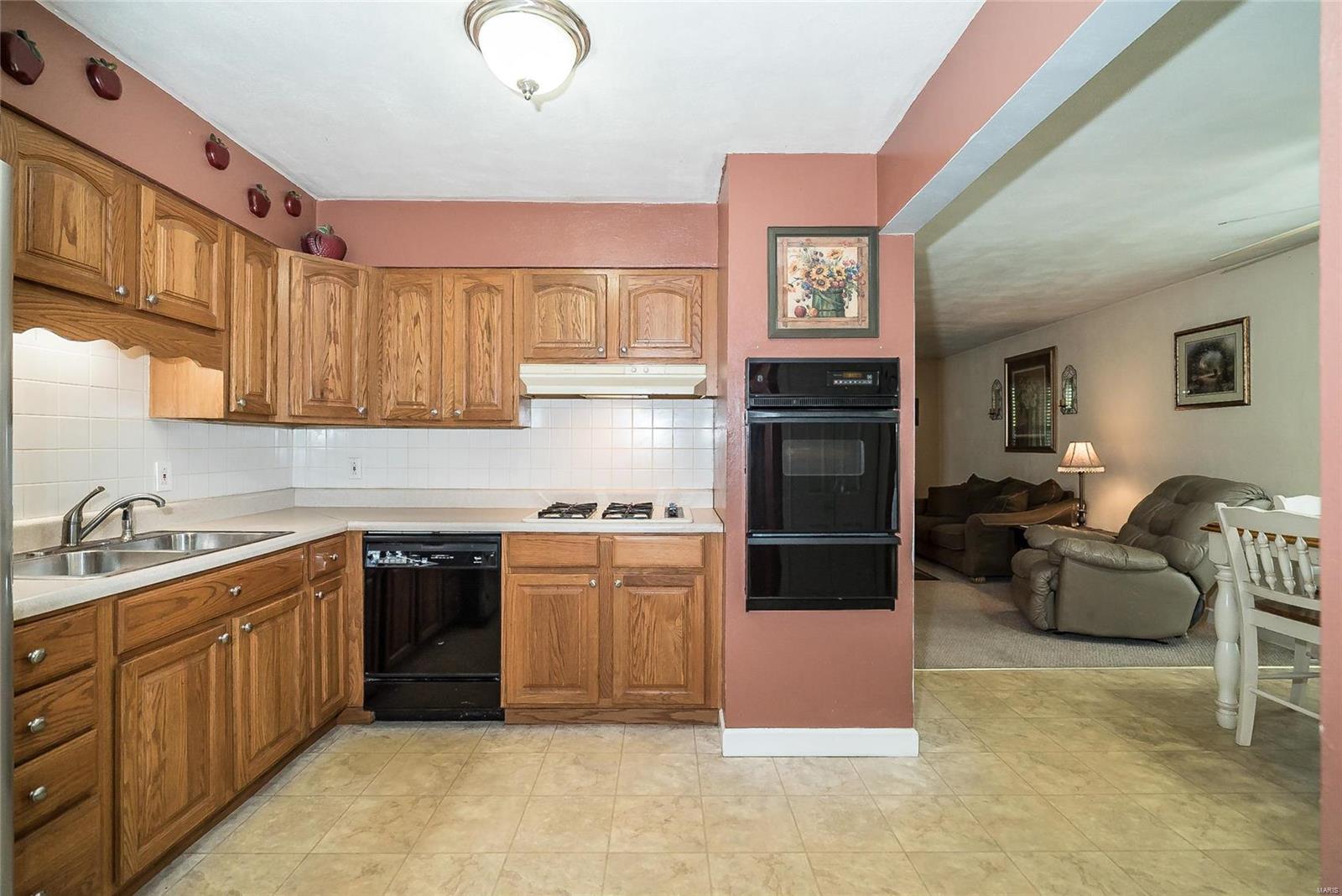 6338 Heintz Road St. Louis, MO 63129 - Photo 17 of 35 Gallery Image 17