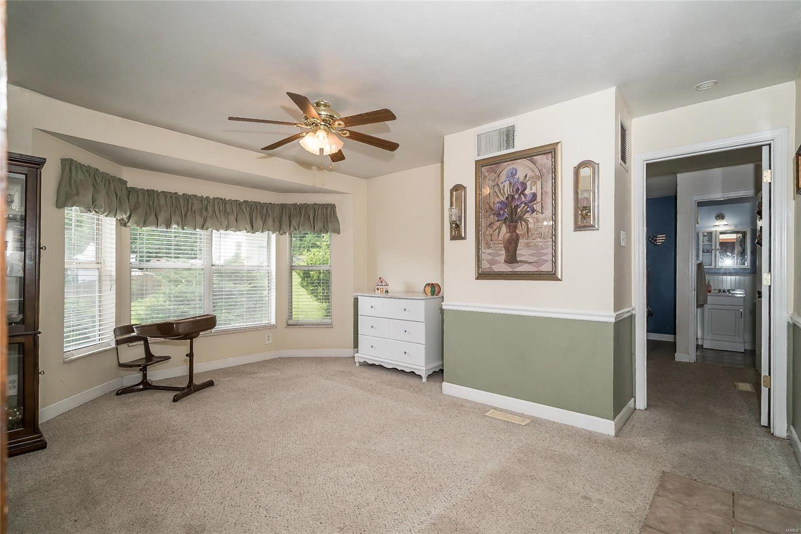 6338 Heintz Road St. Louis, MO 63129 - Photo 18 of 35 Gallery Image 18