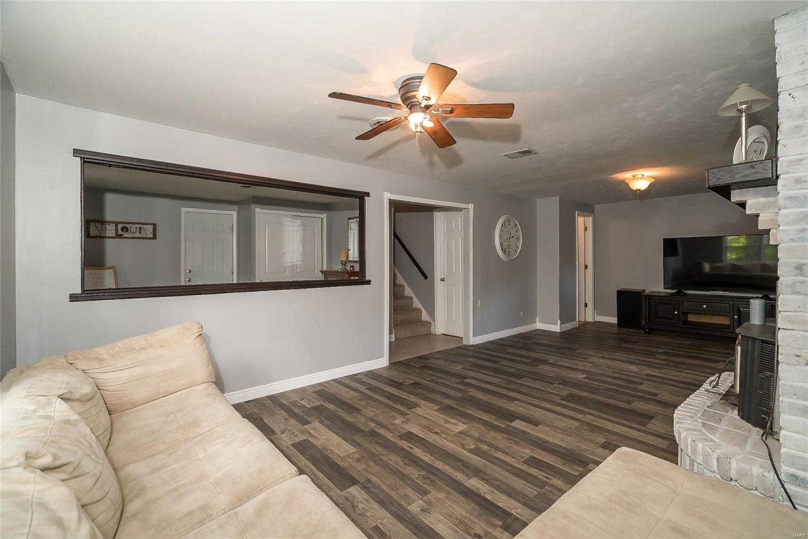 6338 Heintz Road St. Louis, MO 63129 - Photo 6 of 35 Gallery Image 6
