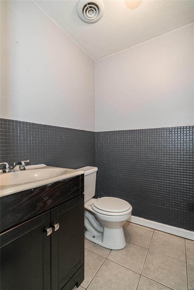 6338 Heintz Road St. Louis, MO 63129 - Photo 8 of 35 Gallery Image 8
