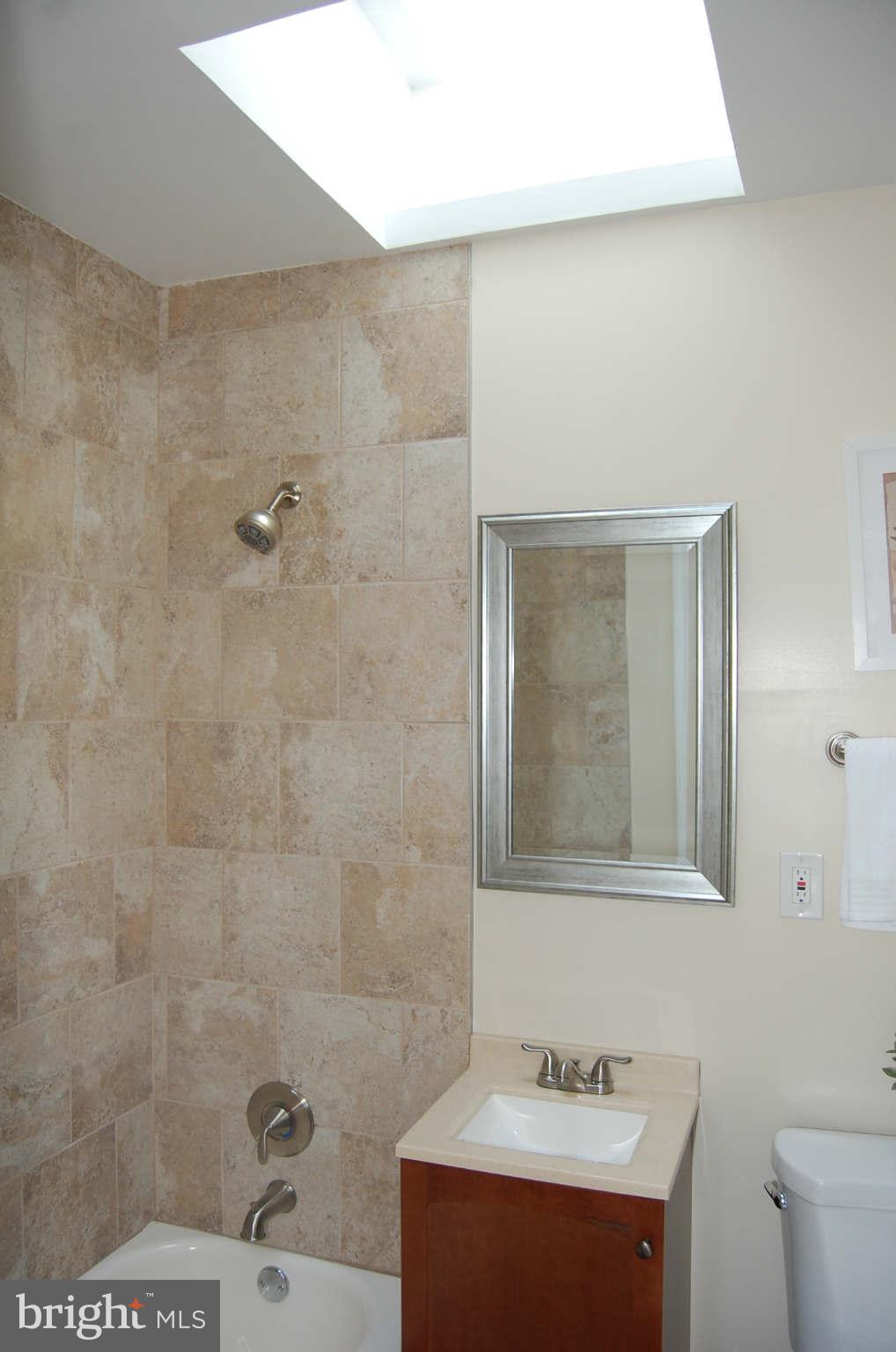 1916 Rosedale Street Northeast Washington, DC 20002 - Photo 19 of 30 Bath (Master)