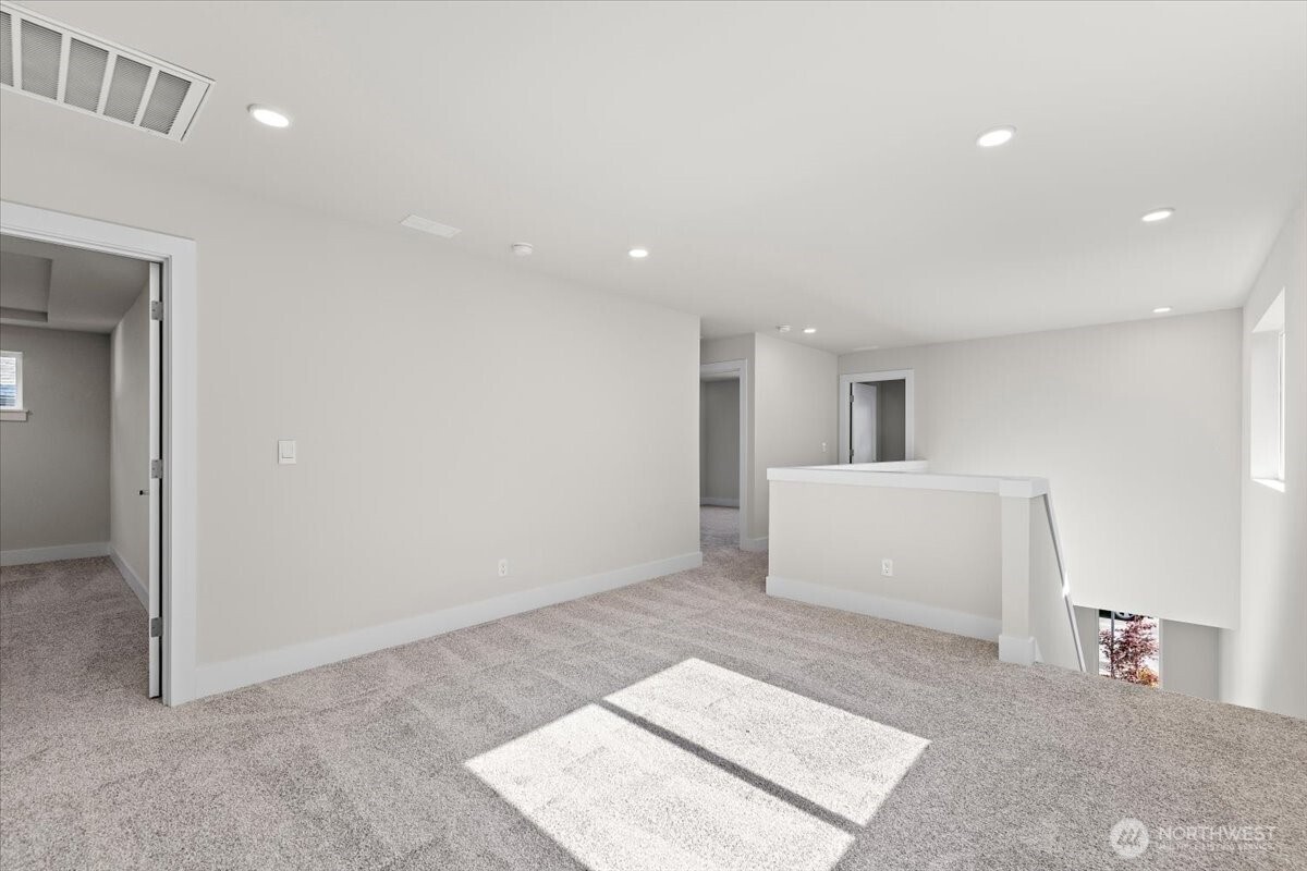 17915 Sunset Road Bothell, WA 98012 - Photo 19 of 32