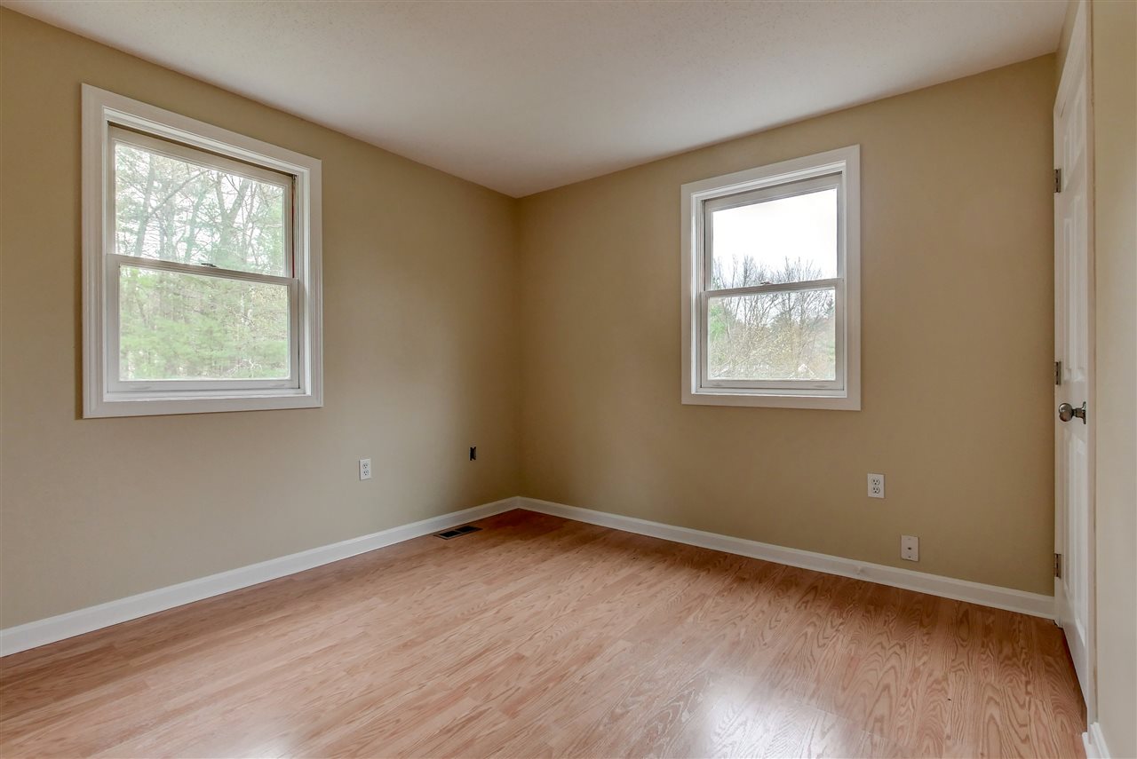 33 Atwood Road Pelham, NH 03076 - Photo 22 of 37