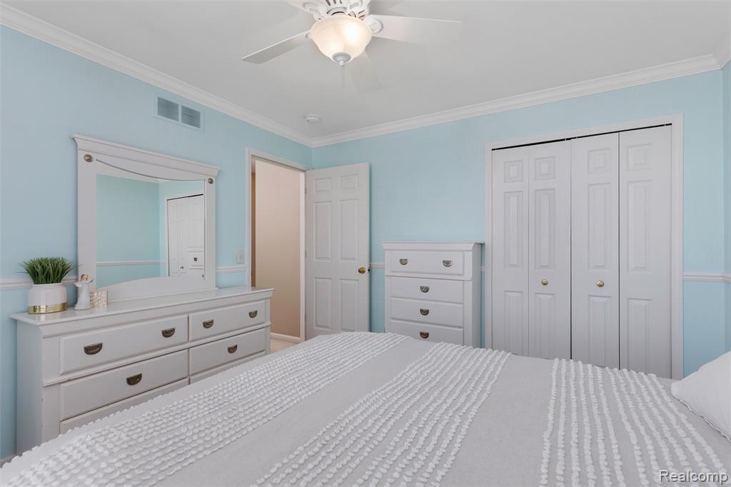 1340 Ross Lane Rochester, MI 48306 - Photo 38 of 52 Gallery Image 38