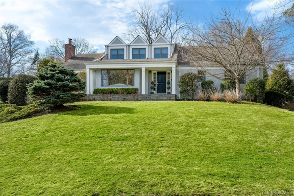 $2,695,000 | 18 Tamarac Trail, Harrison, NY 10528