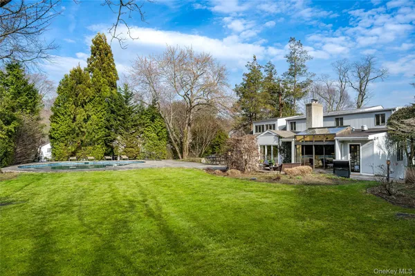 $2,695,000 | 18 Tamarac Trail, Harrison, NY 10528