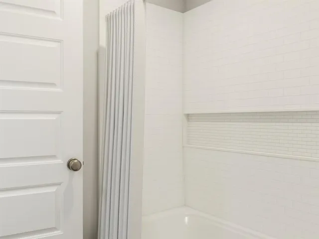 $264,990 | 1509 Romans Road, Ennis, TX 75119