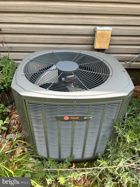 380 McCarty Road Fredericksburg, VA 22405 - Photo 9 of 30 Trane Unit