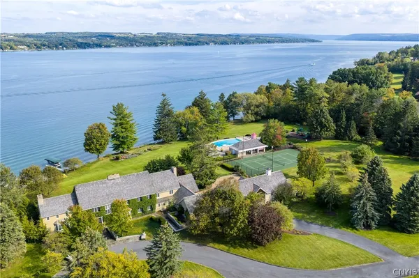 $21,000,000 | 3074 West Lake Road, Skaneateles, NY 13152