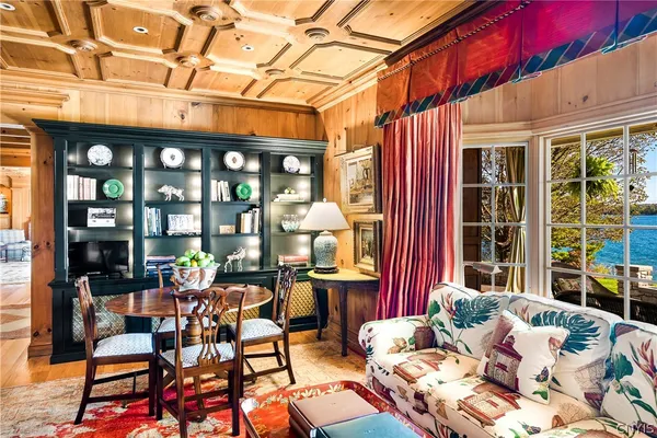 $21,000,000 | 3074 West Lake Road, Skaneateles, NY 13152