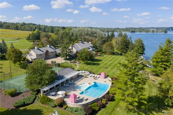 $21,000,000 | 3074 West Lake Road, Skaneateles, NY 13152