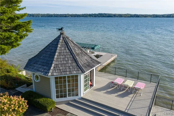 $21,000,000 | 3074 West Lake Road, Skaneateles, NY 13152