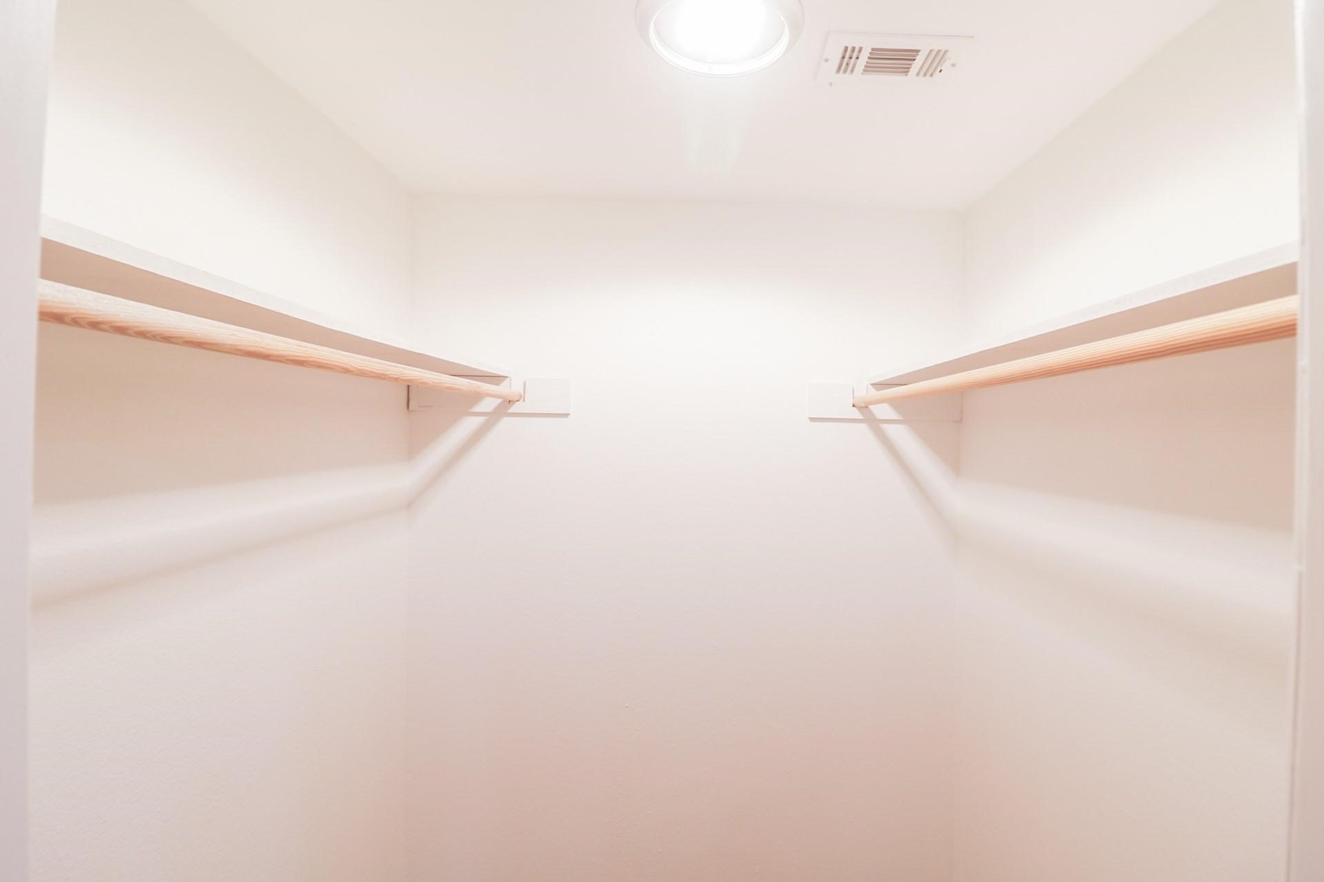 6150 Ridgeway Drive Houston, TX 77033 - Photo 7 of 36 unknown